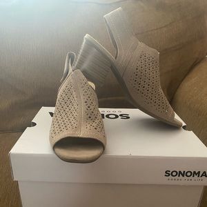 Sonoma tacked heel sandals